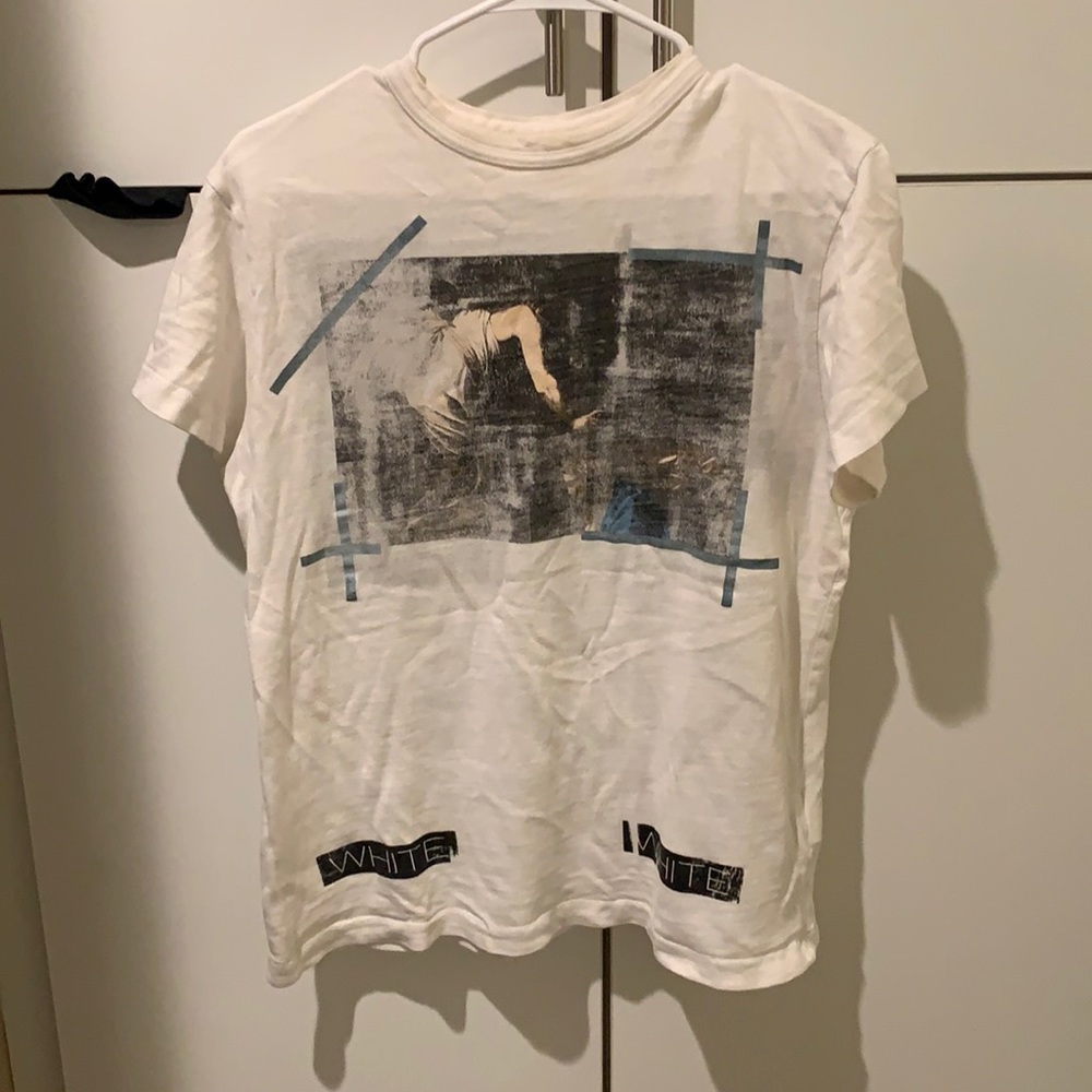 OFF-WHITE T-SHIRT